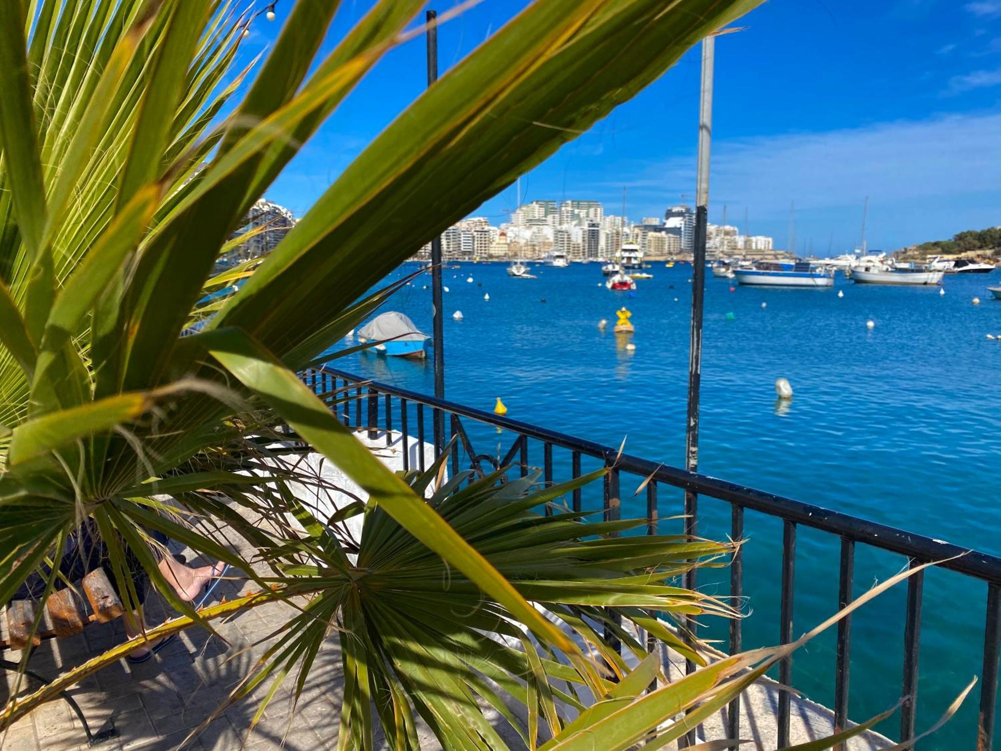 Tigne Sliema Three Bedrooms Apartment エクステリア 写真