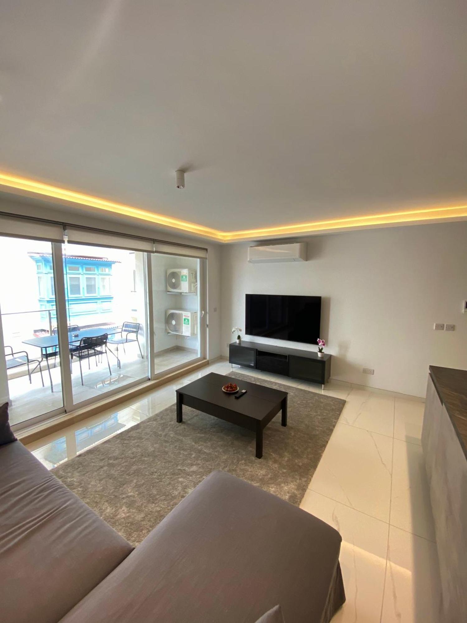 Tigne Sliema Three Bedrooms Apartment エクステリア 写真