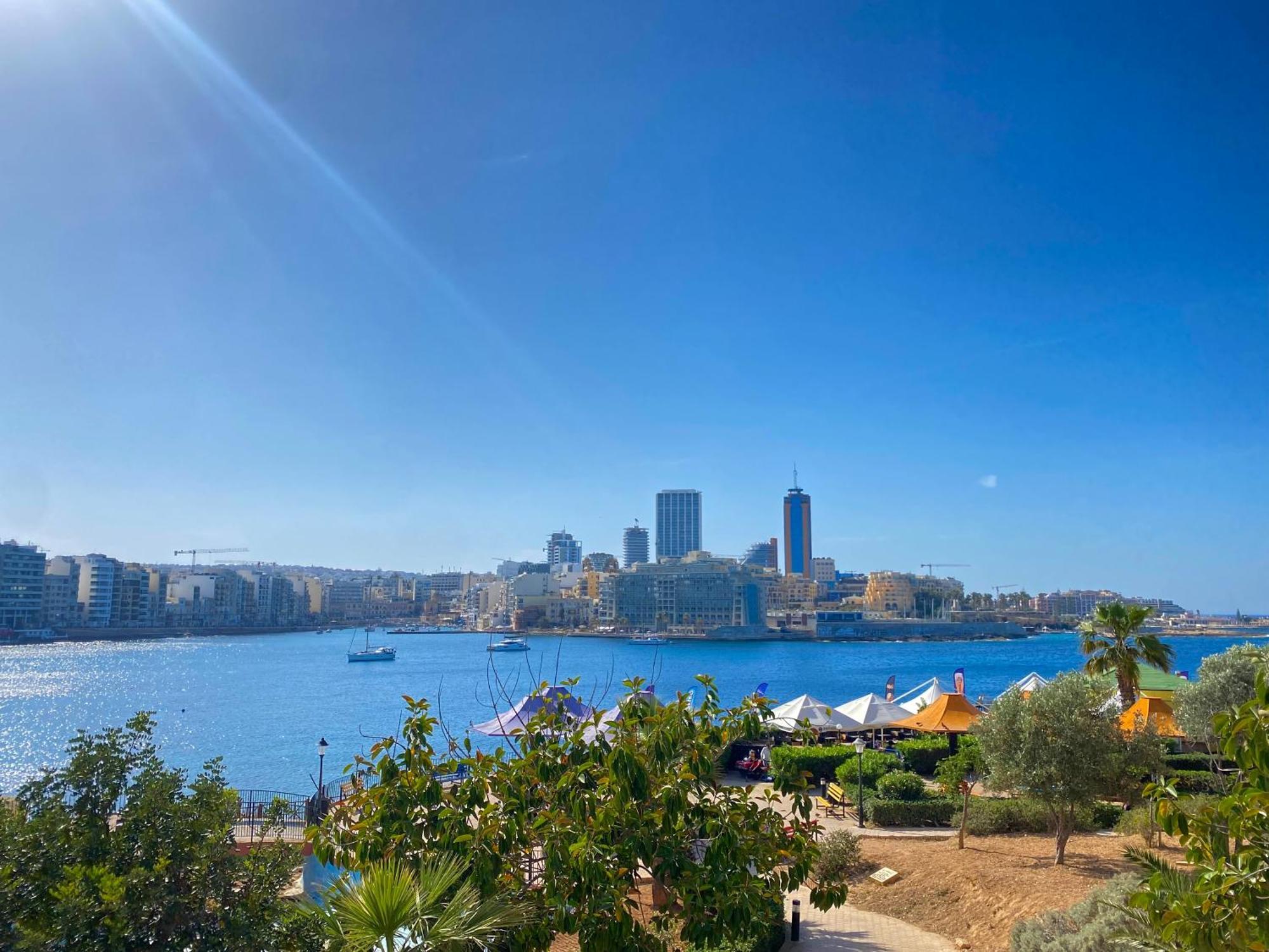 Tigne Sliema Three Bedrooms Apartment エクステリア 写真