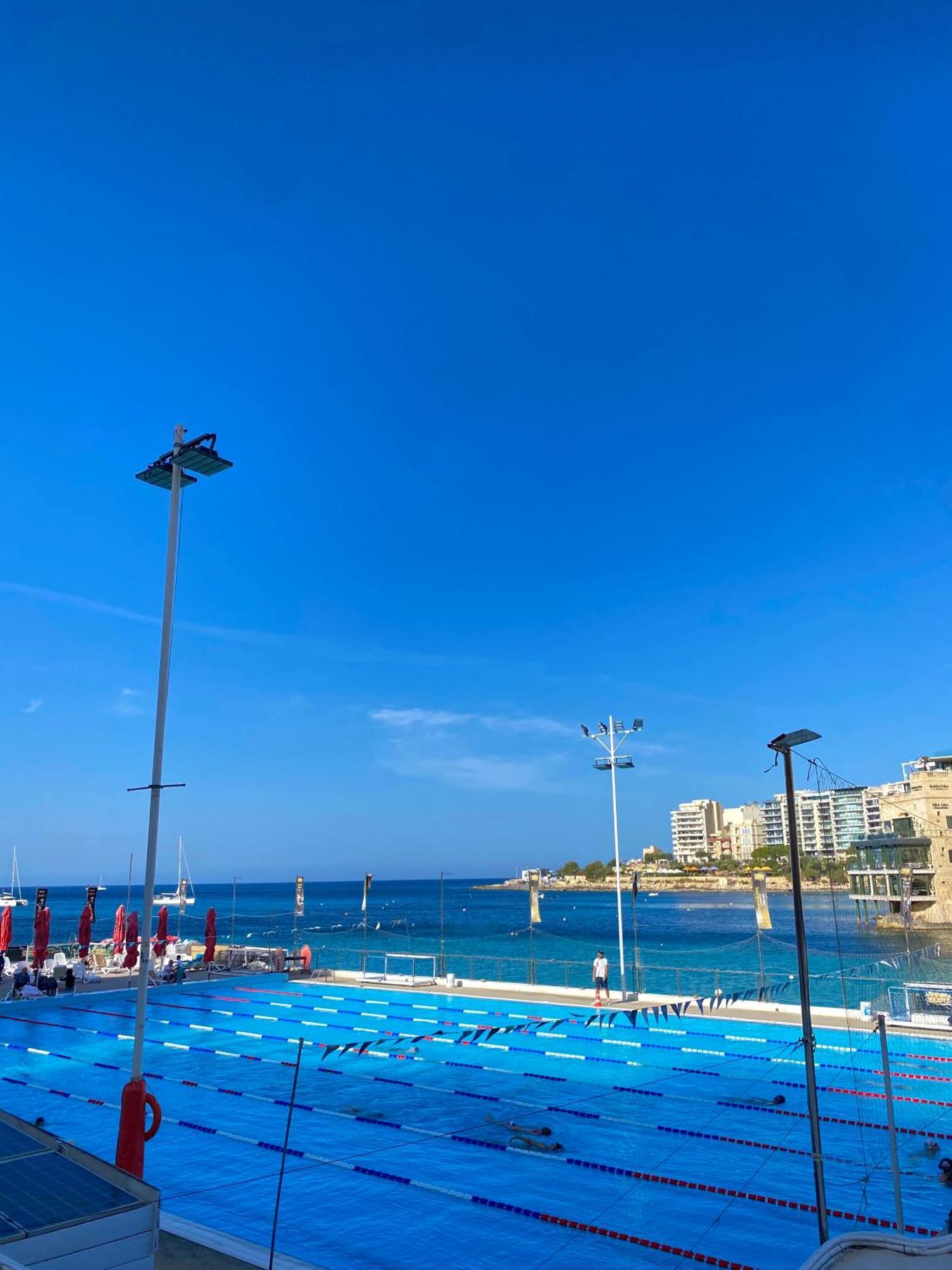 Tigne Sliema Three Bedrooms Apartment エクステリア 写真